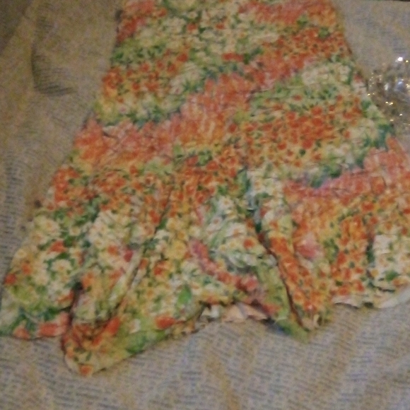 Ladies Idon Skirt - Picture 4 of 5